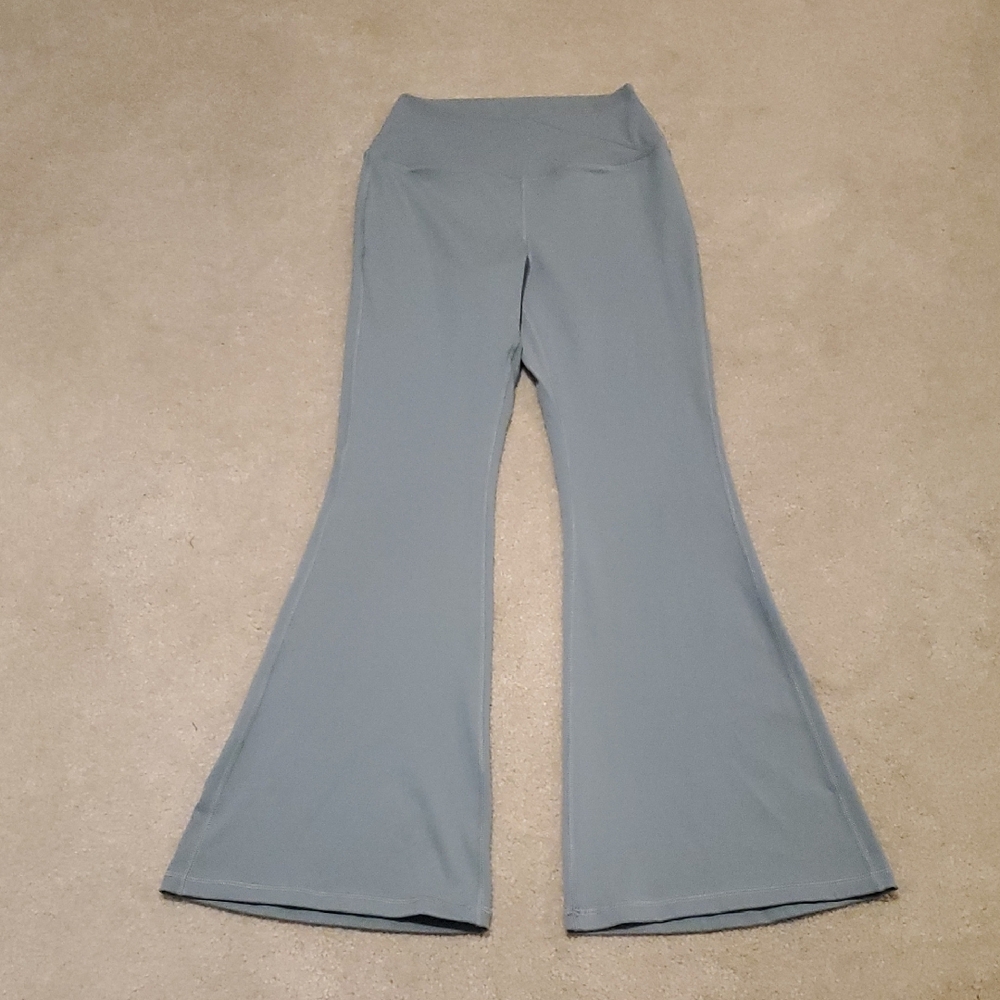 Yogalicious Lux  Green Yoga Pants - Picture 3 of 7